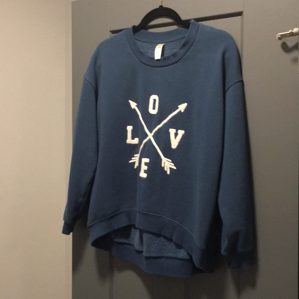 Sweatshirt
